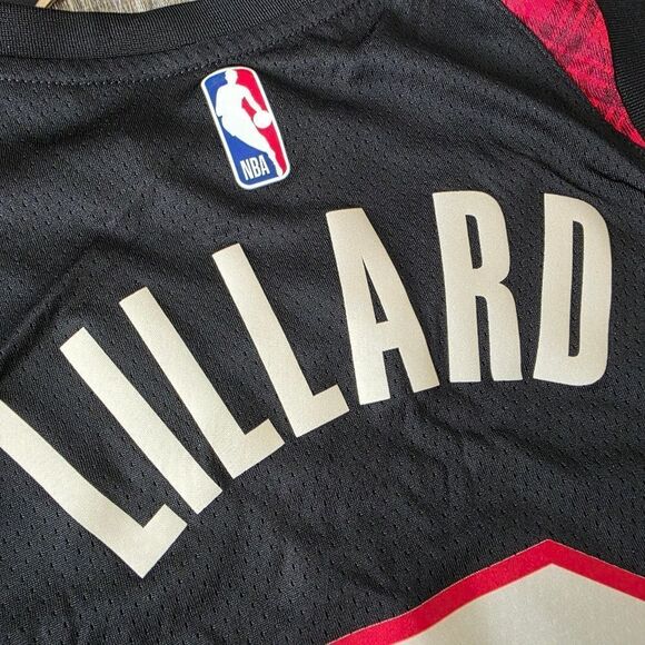 Nike Portland Trailblazers Damian Lillard City Edition Jersey Sz M 44 DX8517-010 - Picture 8 of 12